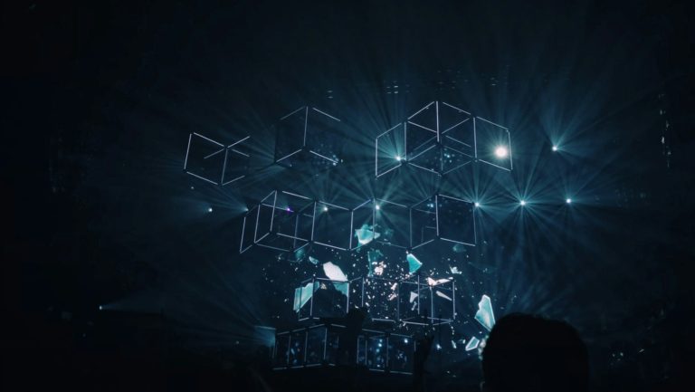 geometric shape digital wallpaper