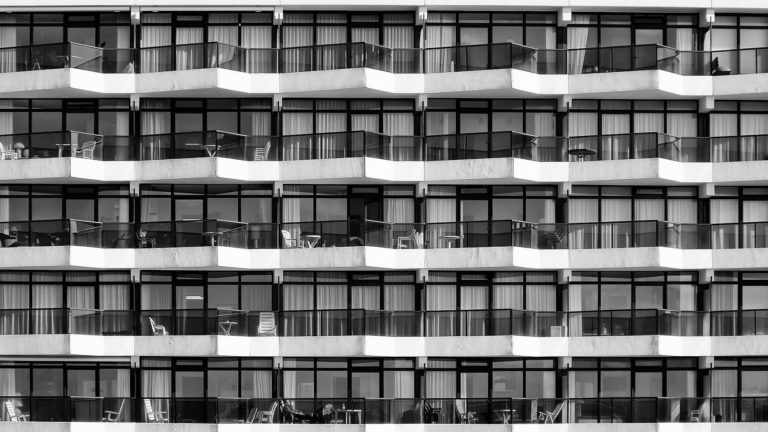 Thessaloniki Hotels: Why Weekend Traffic Doesn’t Convert